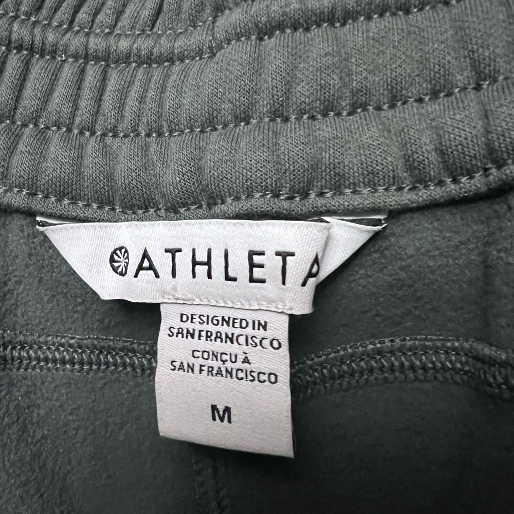 Athleta Triumph Hybrid Wide Leg Cropped Pant Sz M Bali Green Stretch Athleisure - Picture 6 of 8